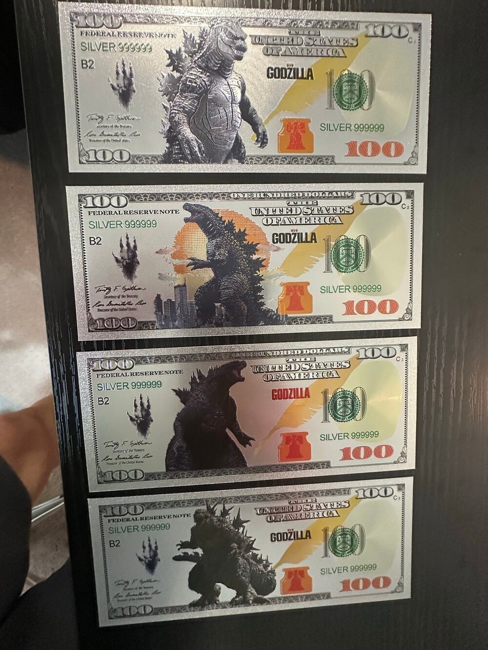 Godzilla 4 Piece Silver Foil Novelty Note Set Monster Movie Collectibles